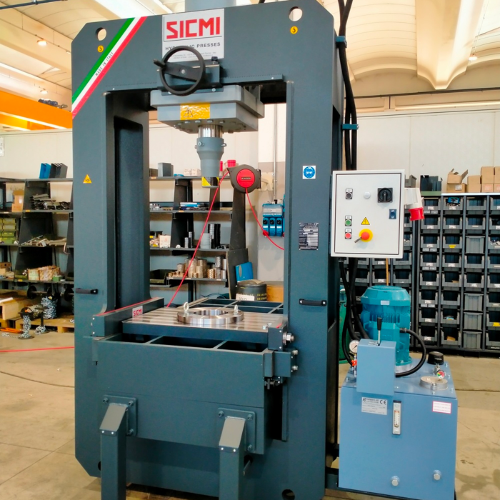 150-ton manual gantry press